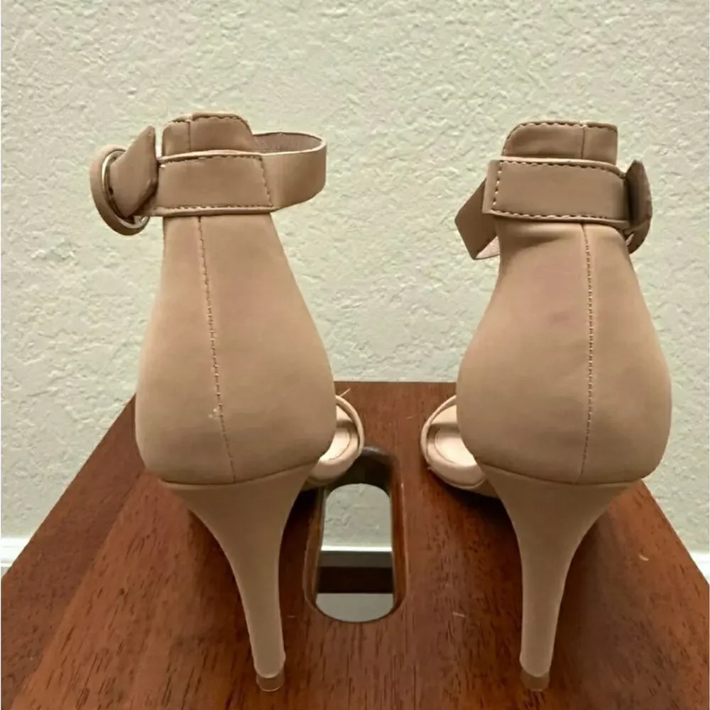 Steve Madden Elegant Tan Stiletto Ankle Strap Heels - Picture 4 of 5
